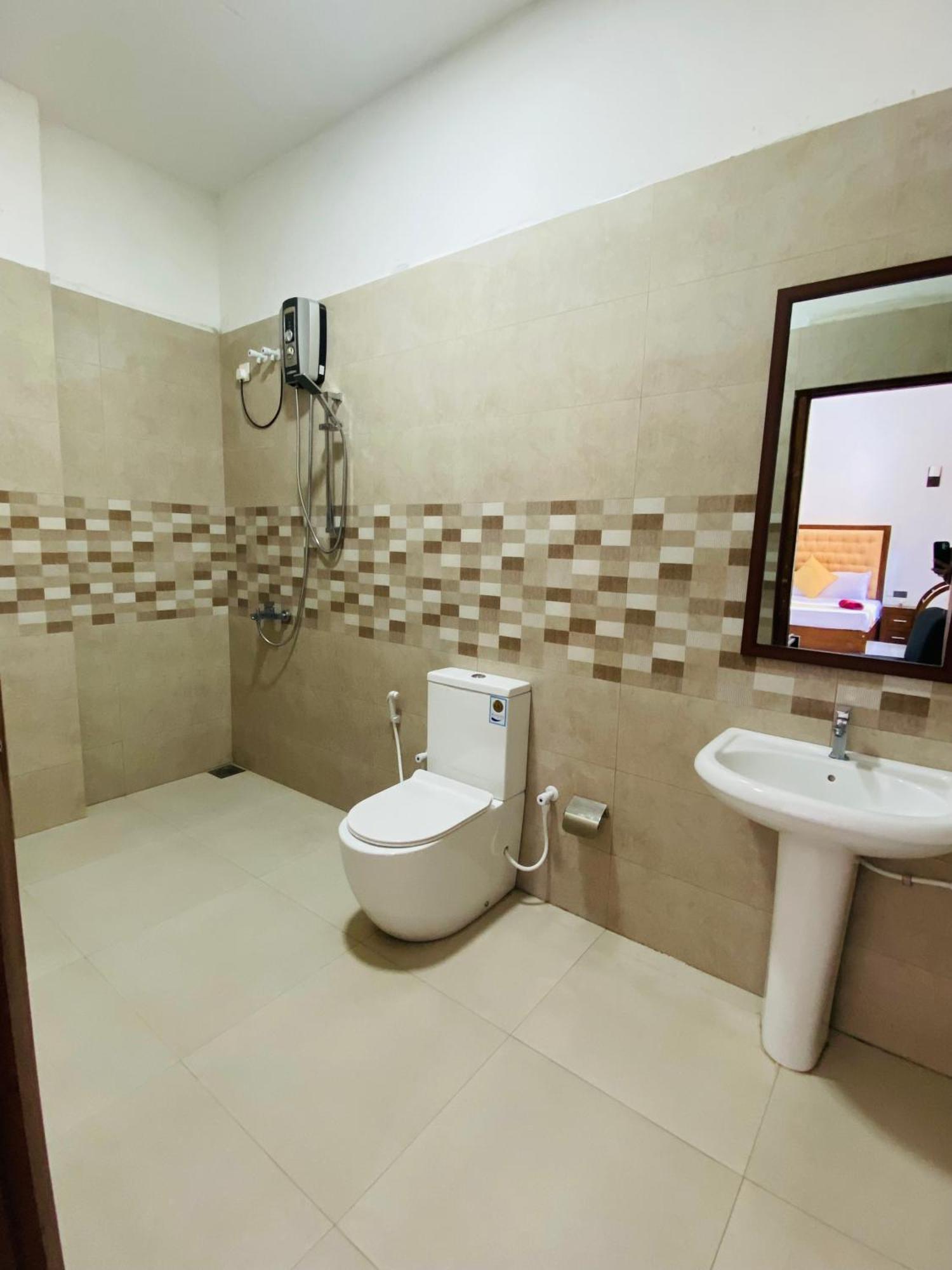 Heaven Breeze Hotell Kandy Eksteriør bilde